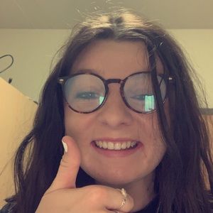 Meet your Posher, Dessa